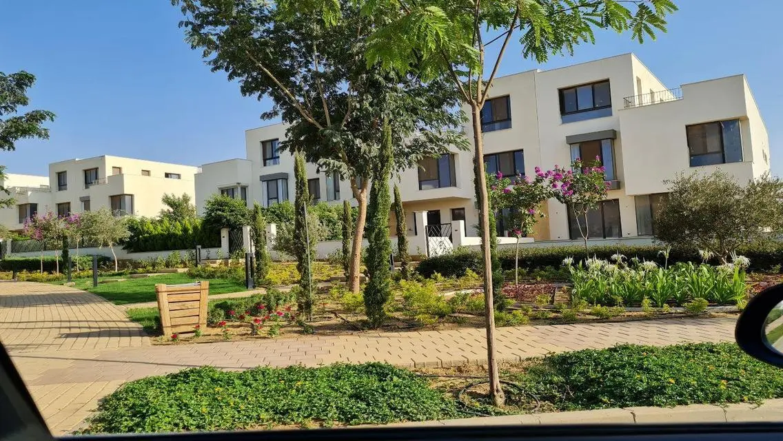 توين هاوس متشطب بالفرش للبيع في Villette