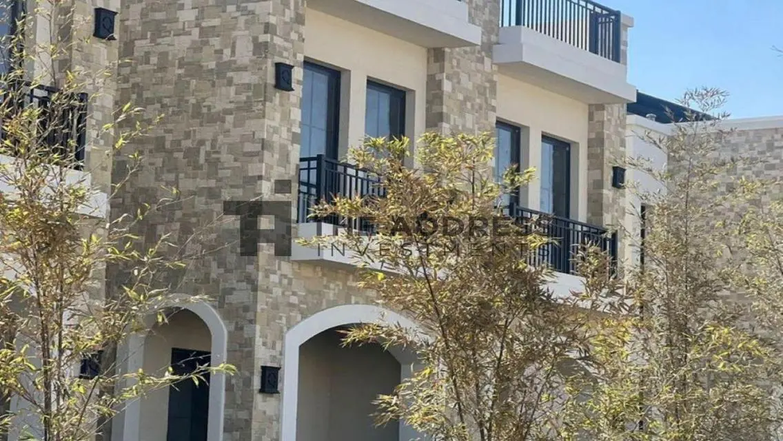 Own a townhouse immediately by the lowest price!
