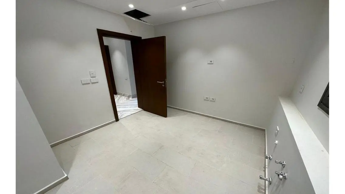 First residence - Distinctive view