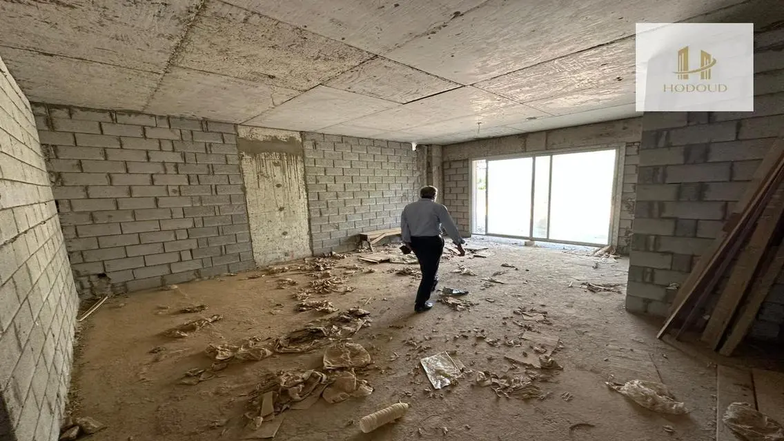 شقة بحديقة للبيع في فيلدج جاردن قطاميه