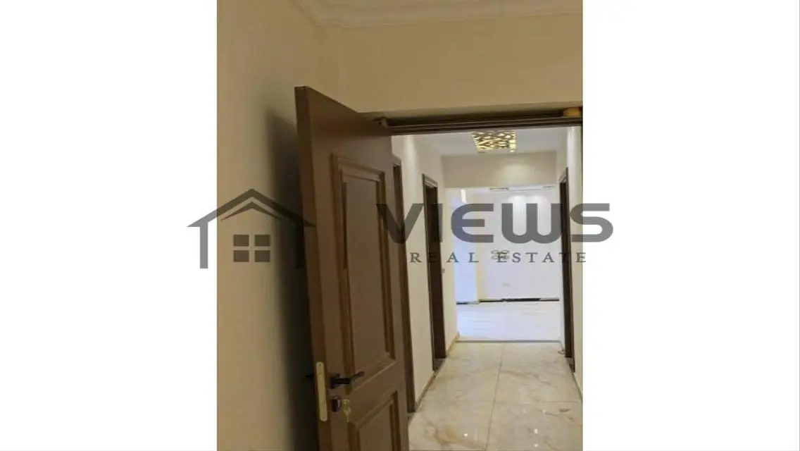 شقة فاخرة بمساحة 500 متر في I-City