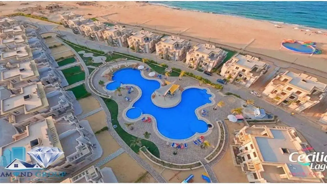 شاليه للبيع علي البحر مباشر