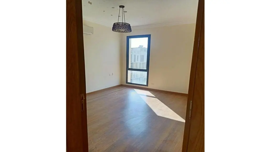 Upper duplex (second + third) at a special price