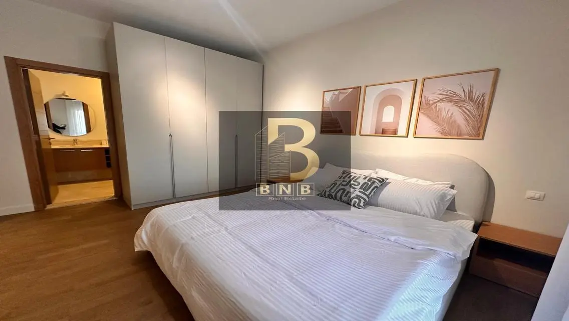 Luxury Apartment for rent Overlooking the POOL