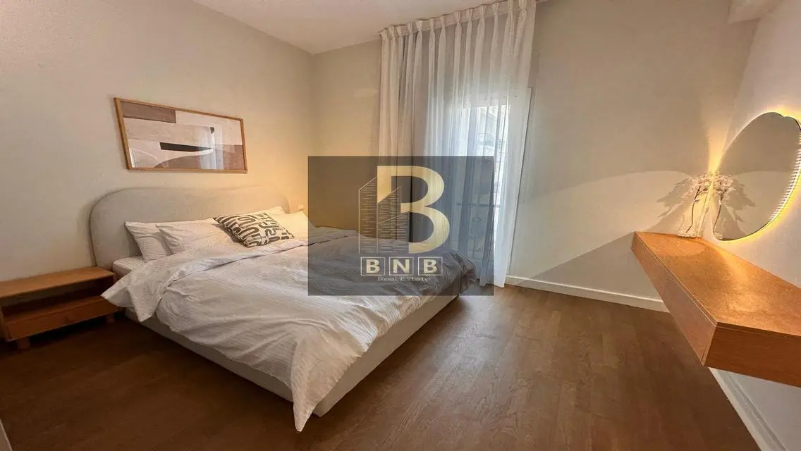 Luxury Apartment for rent Overlooking the POOL