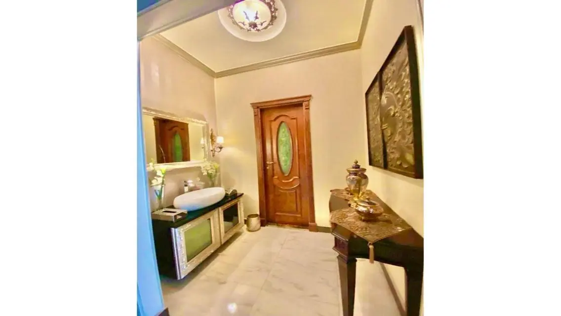Finished villa for sale in Hayat Residence