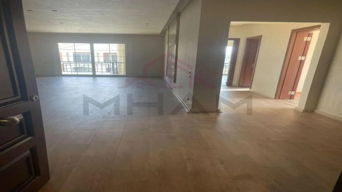 Apartment for rent in Regents Park, super deluxe
