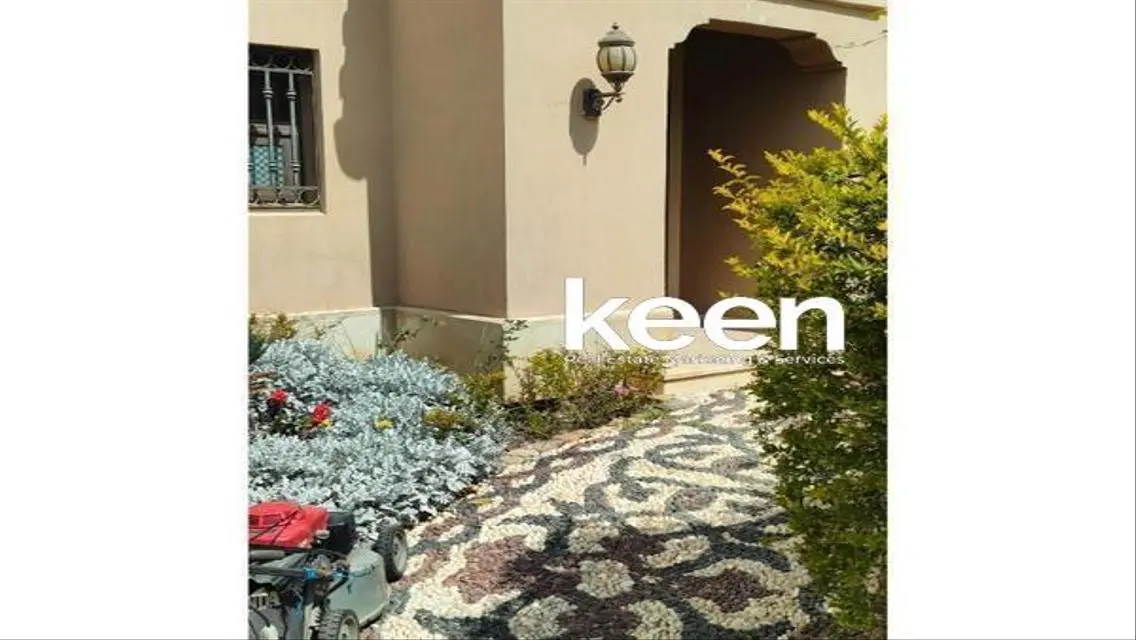 Twin house fully finished with kitchen and ACs