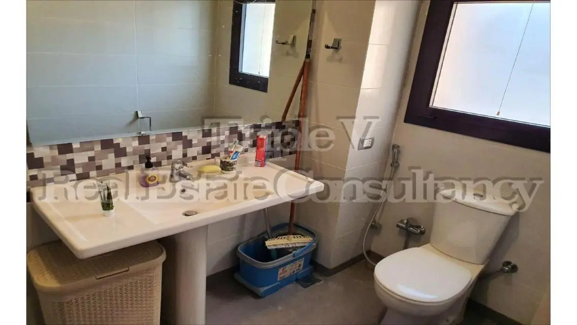 Luxury Apartment with Various Amenities in the Heart of the City
