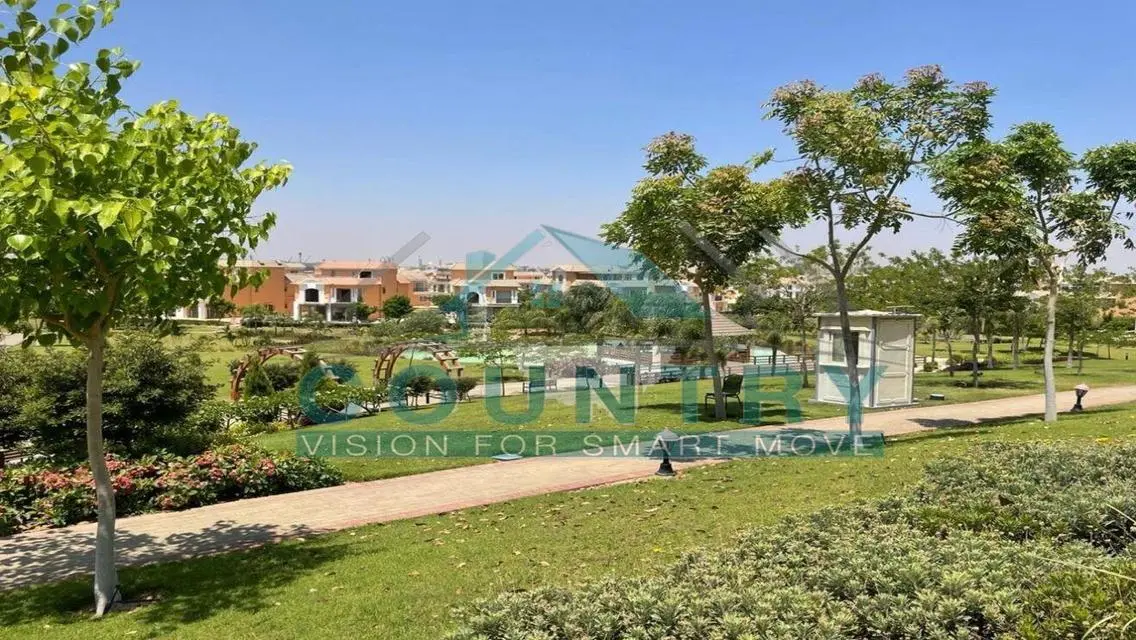 Town House Partly Finished Ready To Move 266 sqm .