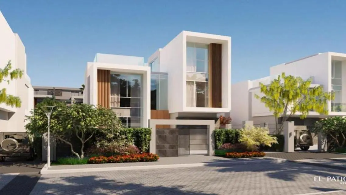 Attractive price villa in Lavista Next to Beverly