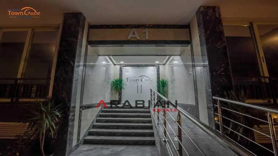 dp M&amp;400k apt 220m lowest price inst 6y
