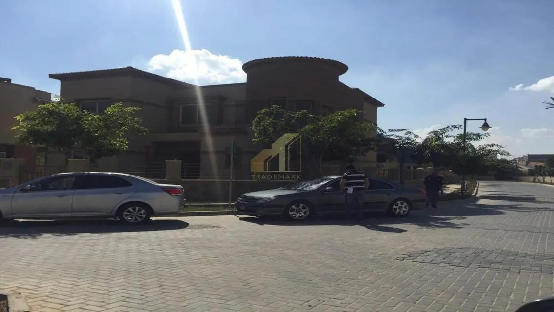 فيلا بارخص سعر بالماركت 665م بالم هيلز القطامية
