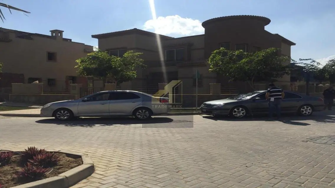 فيلا بارخص سعر بالماركت 665م بالم هيلز القطامية