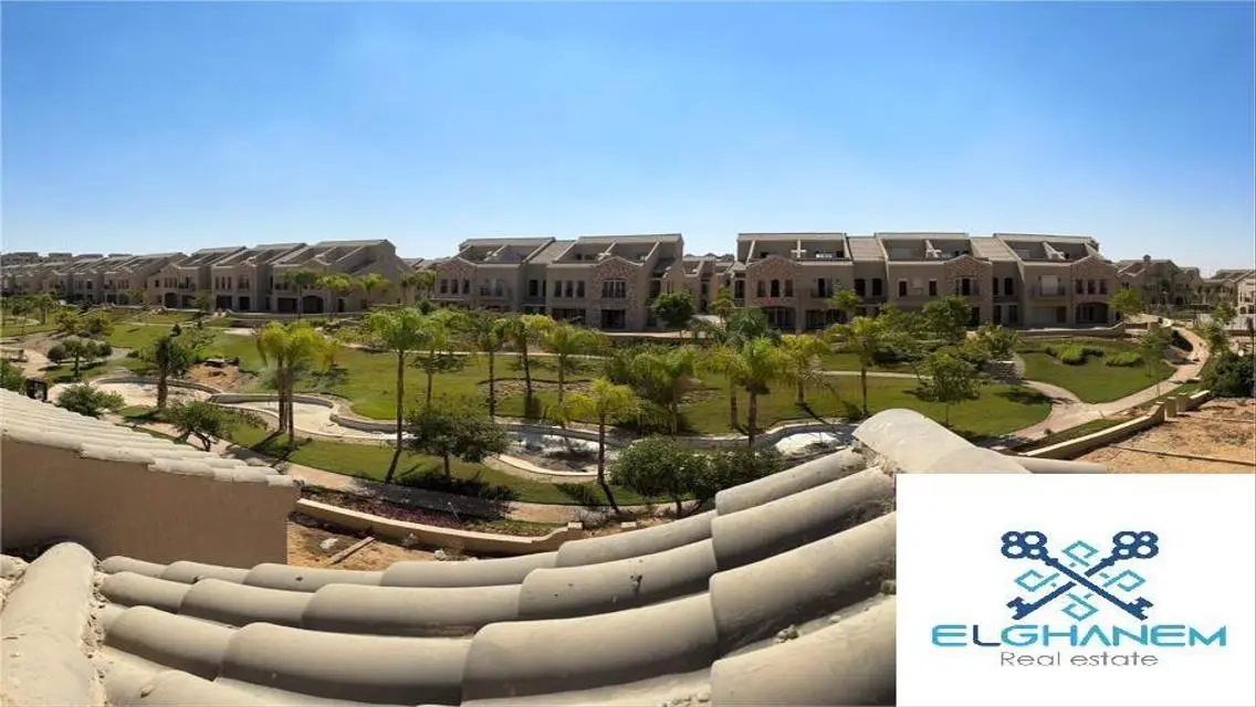 townhouse Corner for sale in Green Square