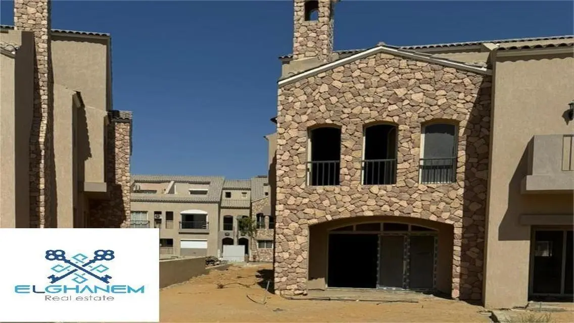 townhouse Corner for sale in Green Square