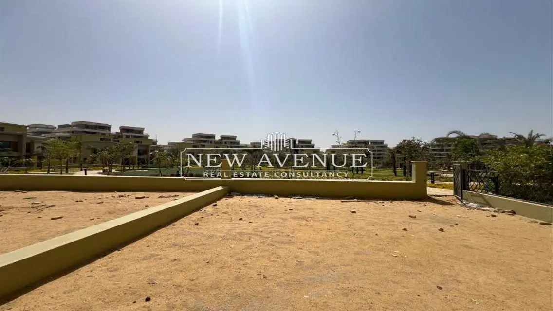Townhouse 260 m in Villette Sodic -Prime Location