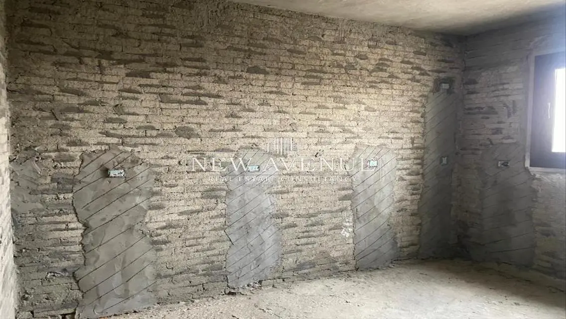 Delivered Apartment in District 5 North oriented