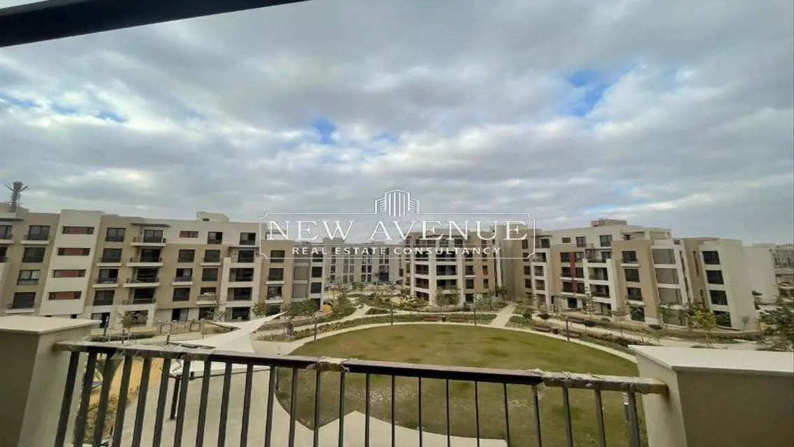 Delivered Apartment in District 5 North oriented