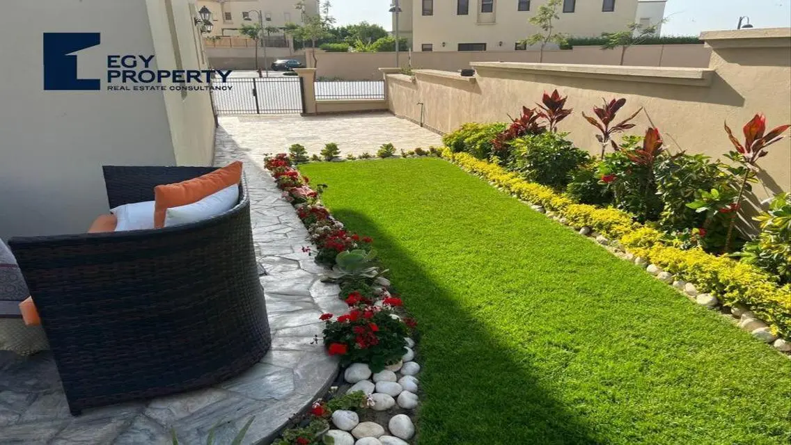 فيلا تاون هاوس متشطبة بالكامل للبيع اب تاون كايرو