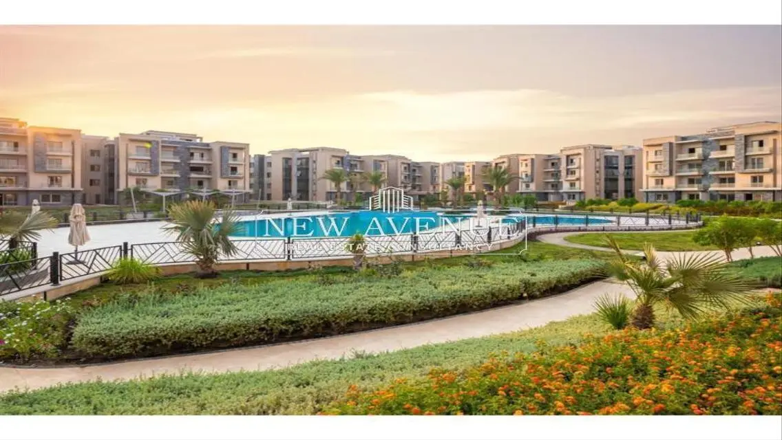 Delivered Penthouse in Galleria moon valley