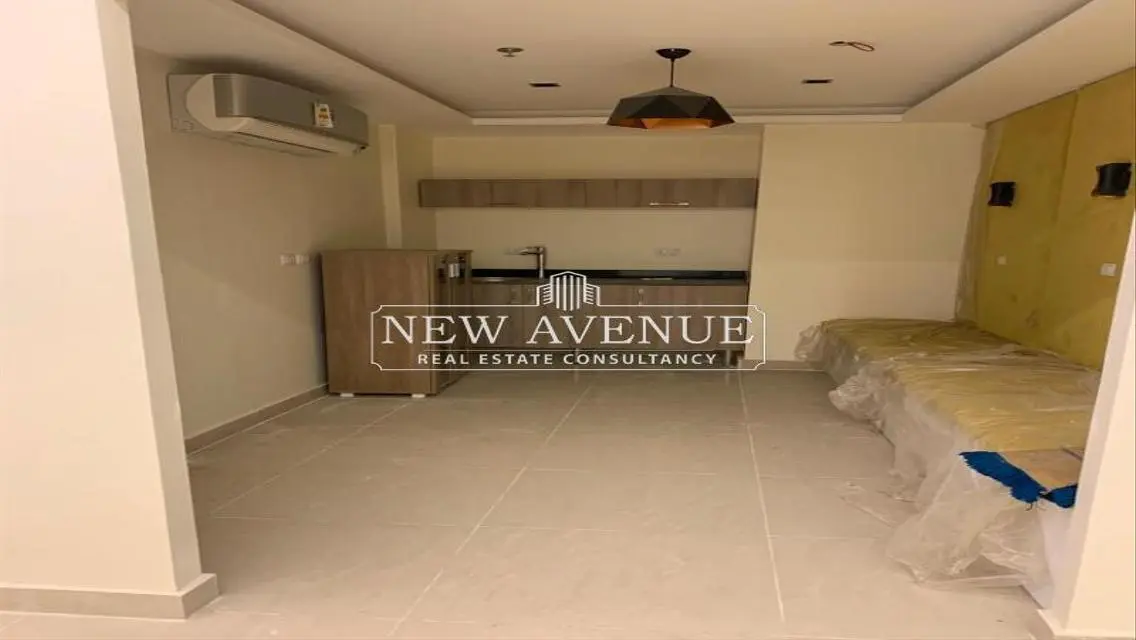 For Sale FF with furniture Office Ready To Move