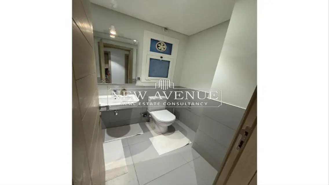 Fully furnished Ground apartment with garden