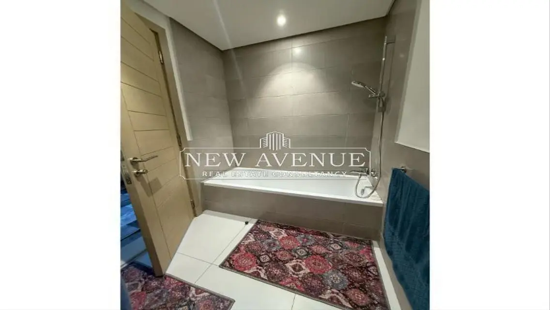 Fully furnished Ground apartment with garden