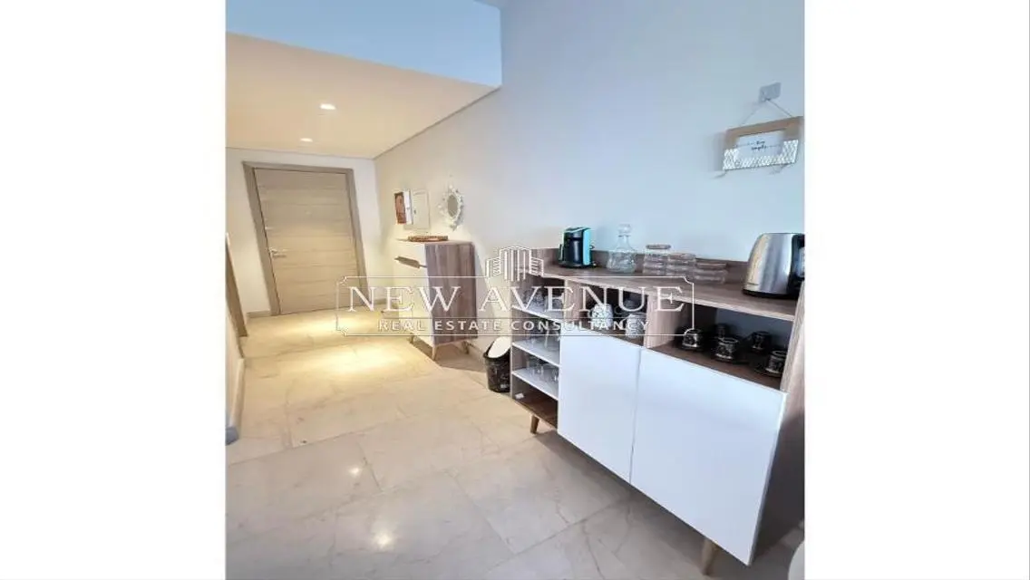 Fully furnished Ground apartment with garden
