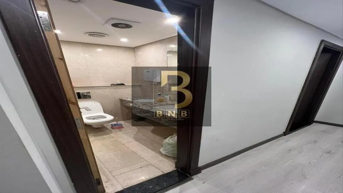 Finished office space 400sqm in 90th new cairo
