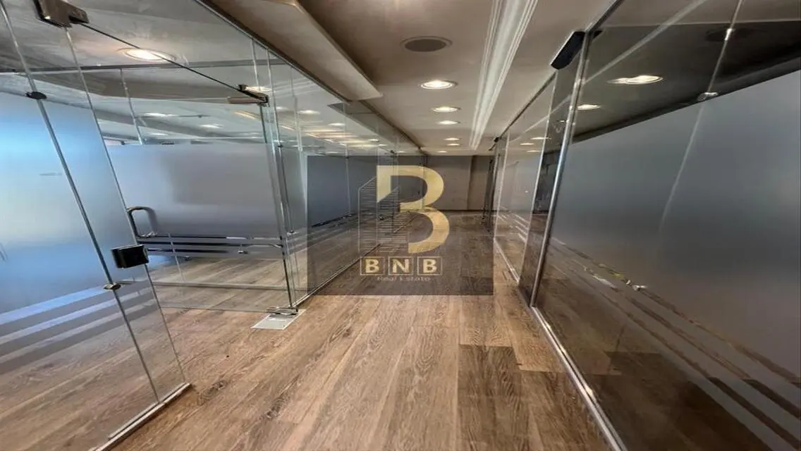 Finished office space 400sqm in 90th new cairo