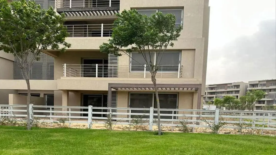 Apartment with garden| Capital Gardens| Palm Hills