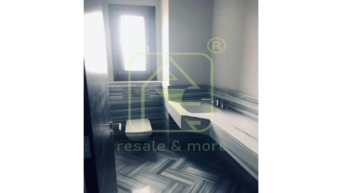 For Rent – Semi-Furnished Apartment in 40 West