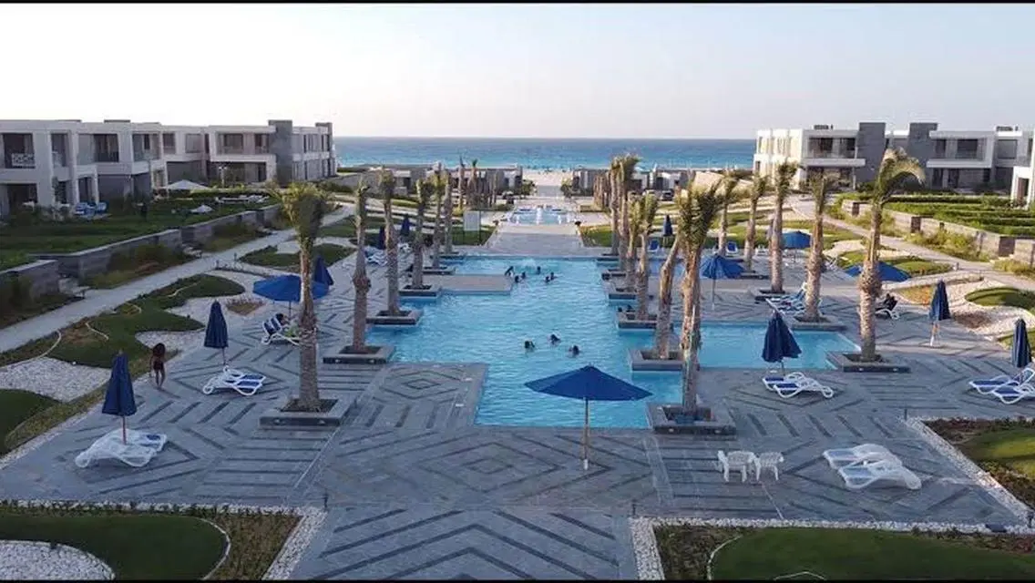 شاليه متشطب إستلام قريب فى لافيستا بجانب هاسيندا