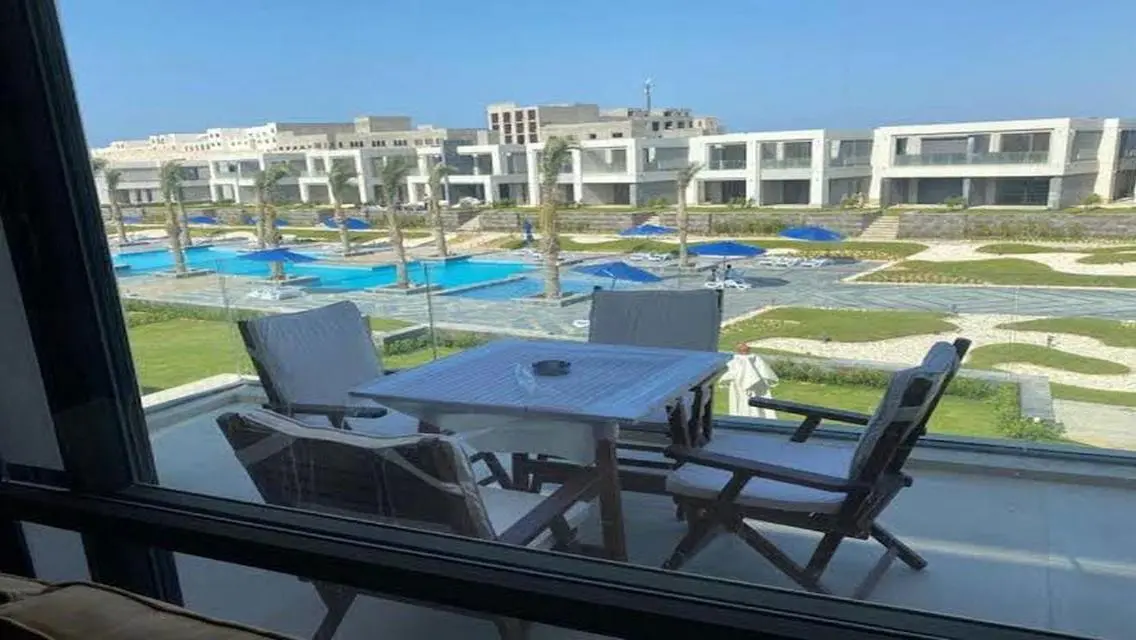 شاليه متشطب إستلام قريب فى لافيستا بجانب هاسيندا