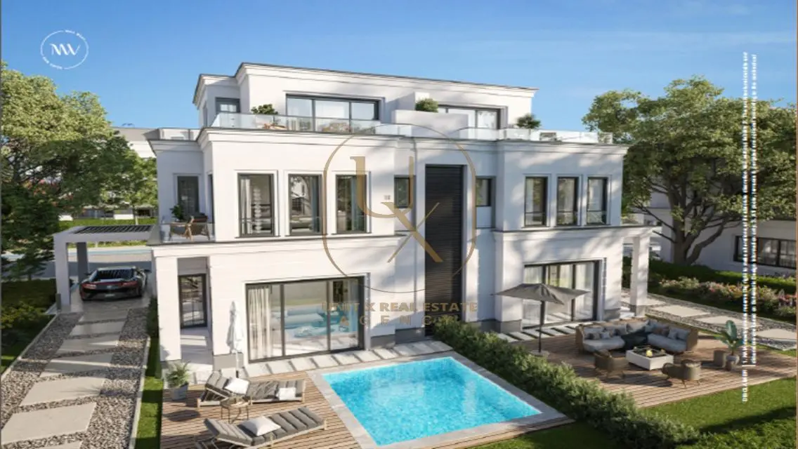 OWN LUXURY TH IN PRIME LOC, OVER 9Y IN NAIA WEST