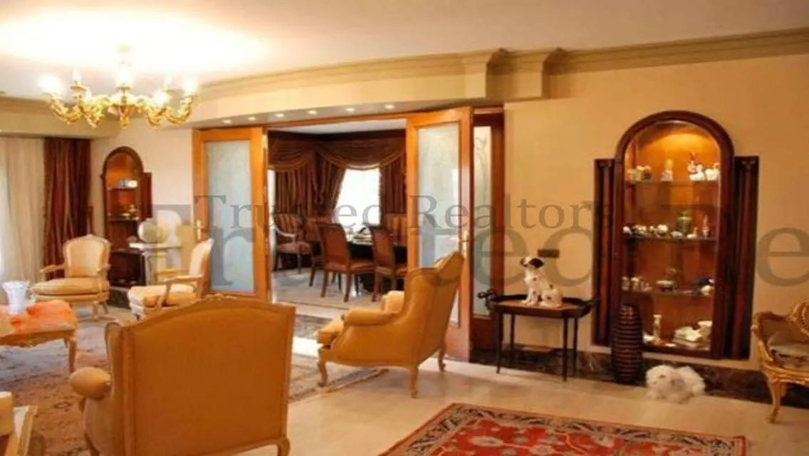 Luxurious 6 bedroom Penthouse for Sale in Hegaz St