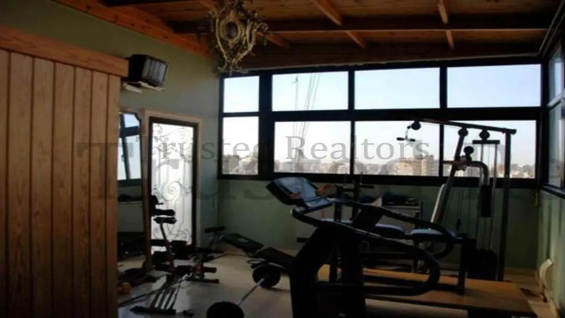 Luxurious 6 bedroom Penthouse for Sale in Hegaz St