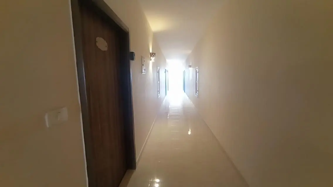 2 Bedroom with pool view