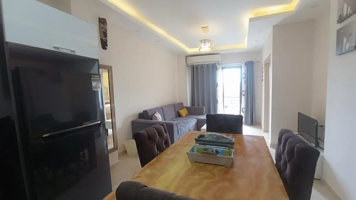 2 Bedroom with pool view