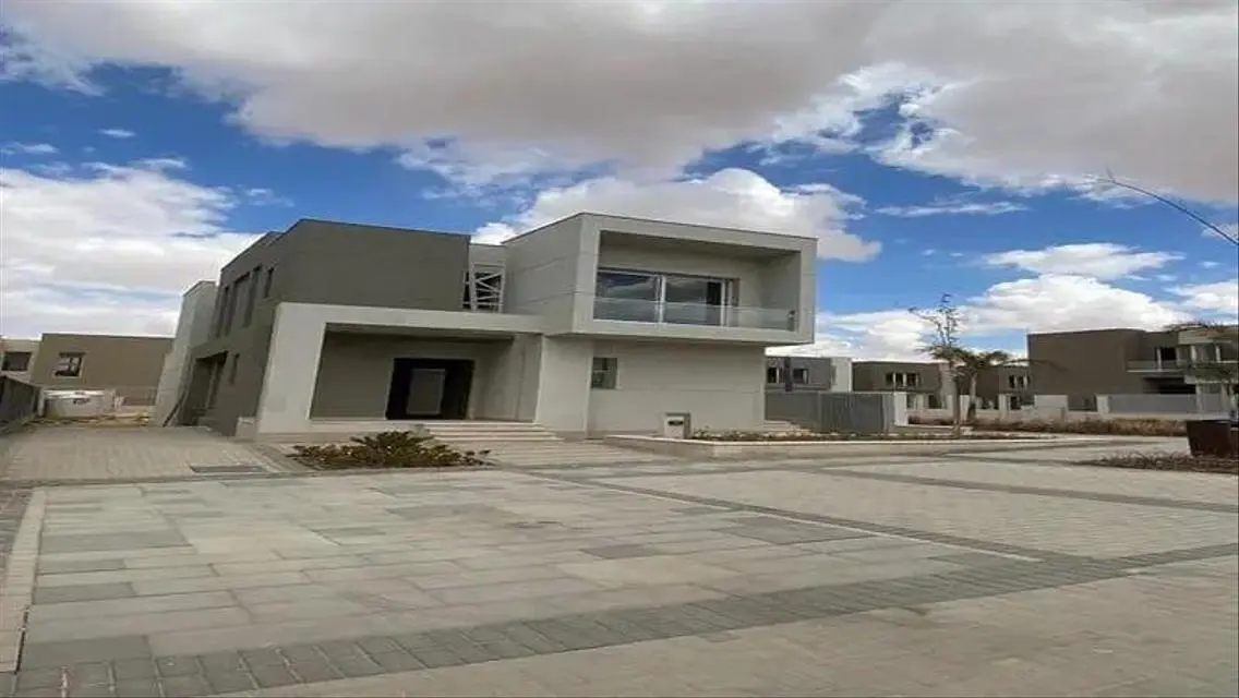 فيلات فاخرة في باديا بالم هيلز