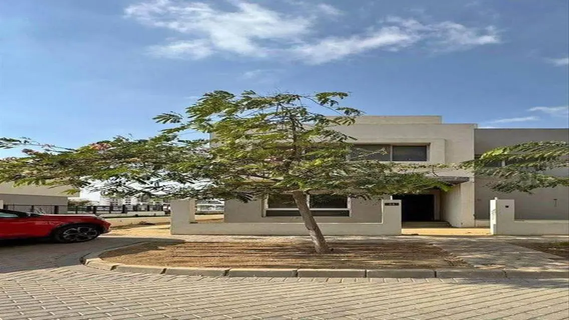 Ready to move Villa for sale Near Palmhills