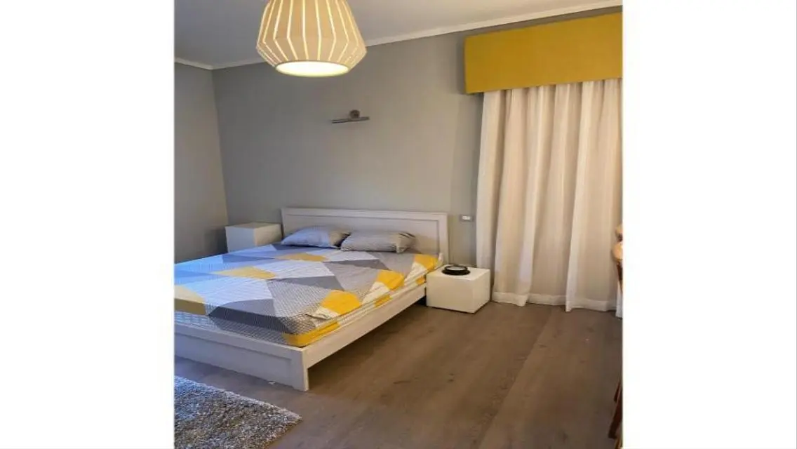 furnished studio with garden rent The Village