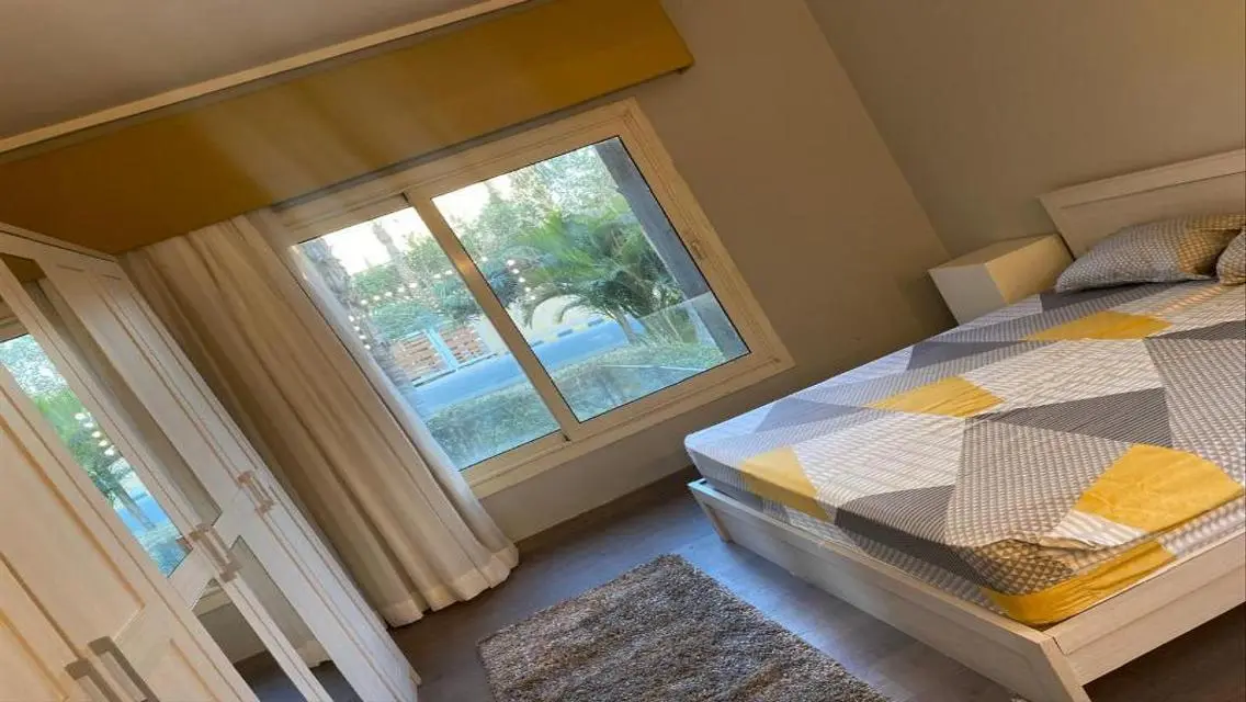 furnished studio with garden rent The Village