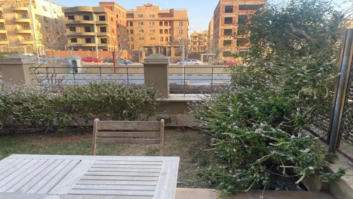 furnished studio with garden rent The Village