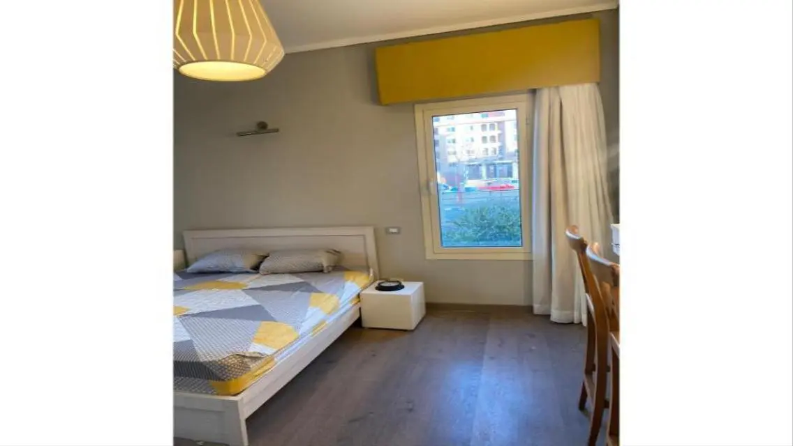 furnished studio with garden rent The Village