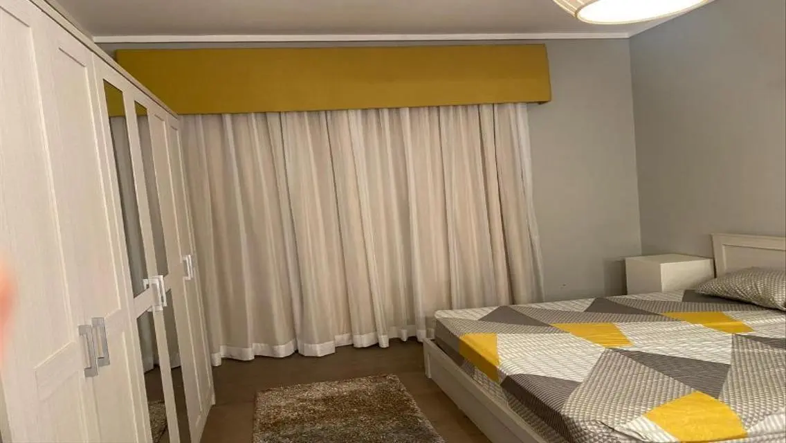 furnished studio with garden rent The Village