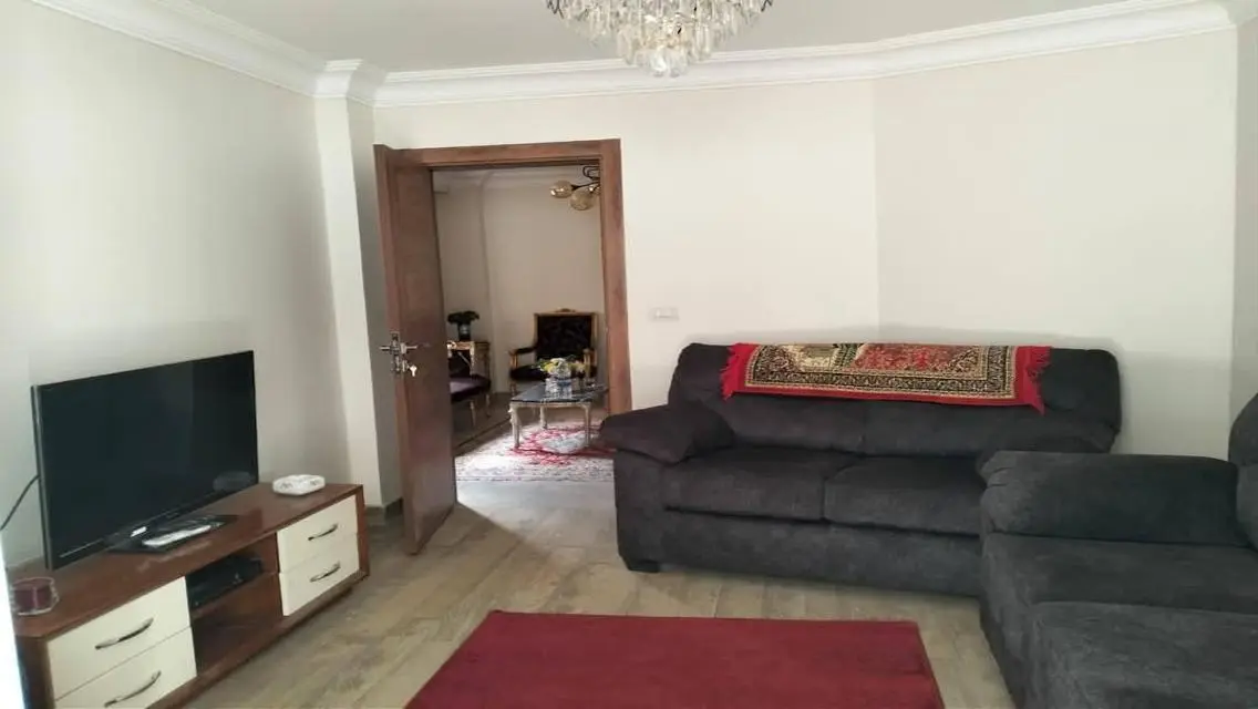 Afurnished apartment for rent close to metro dokki