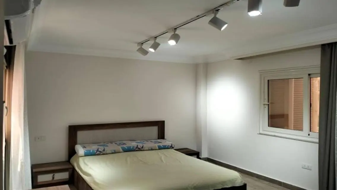 Afurnished apartment for rent close to metro dokki