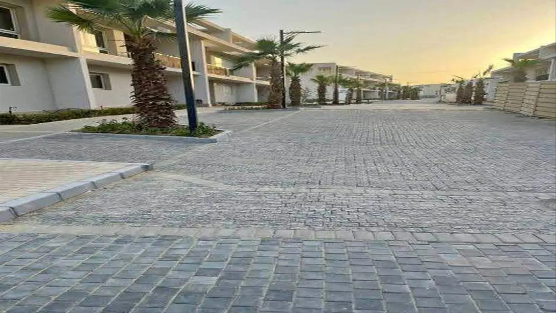 Ready to move finished apartment from ora